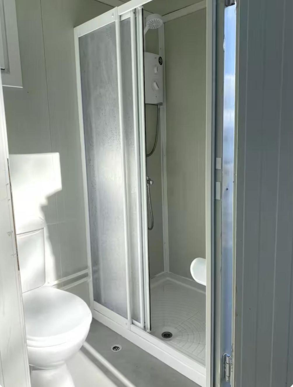 Corry Lodge Estate - Sheperds Huts Or Container Stays With Sea View Broadford (Isle of Skye) Zewnętrze zdjęcie