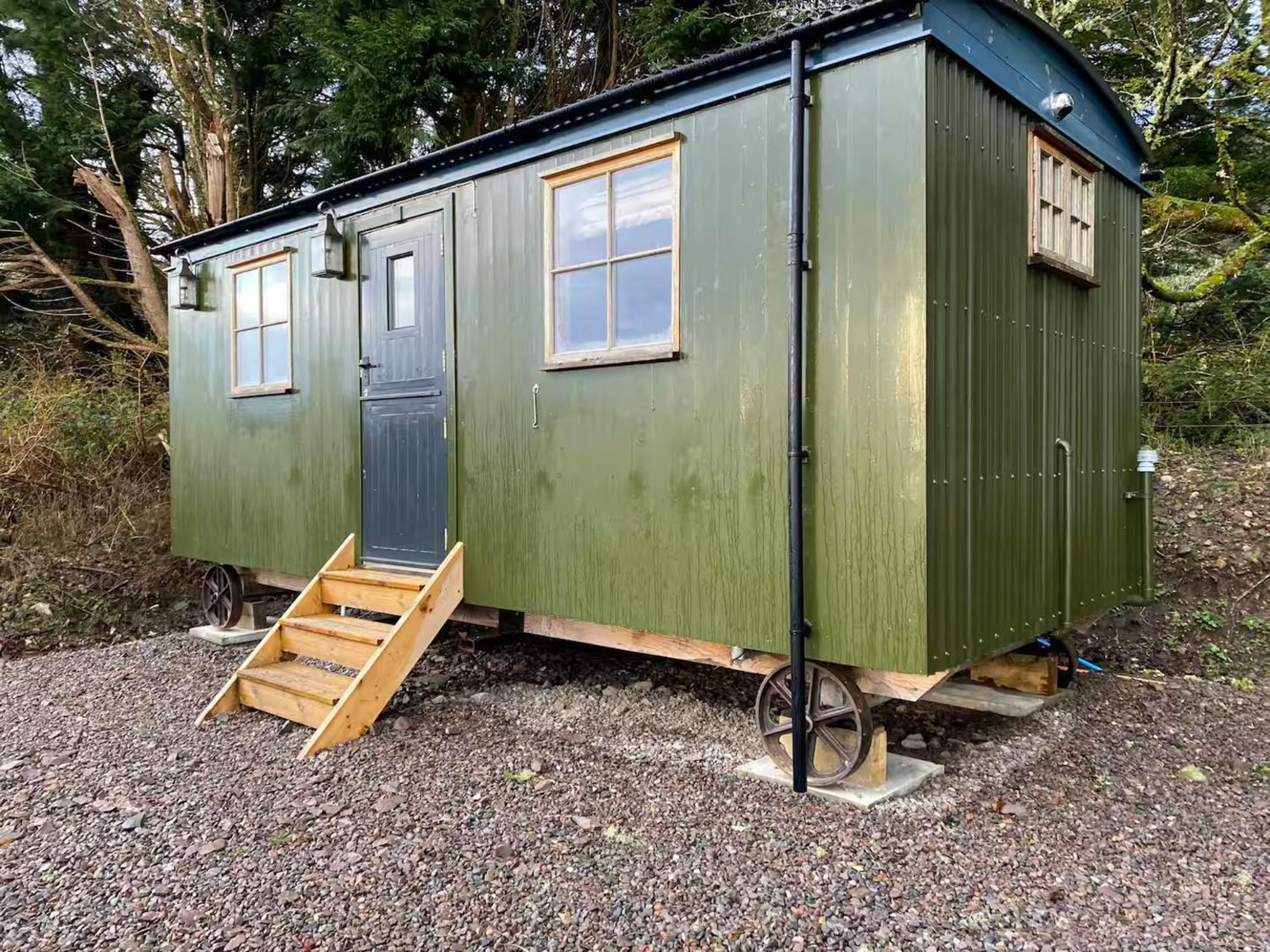 Corry Lodge Estate - Sheperds Huts Or Container Stays With Sea View Broadford (Isle of Skye) Zewnętrze zdjęcie